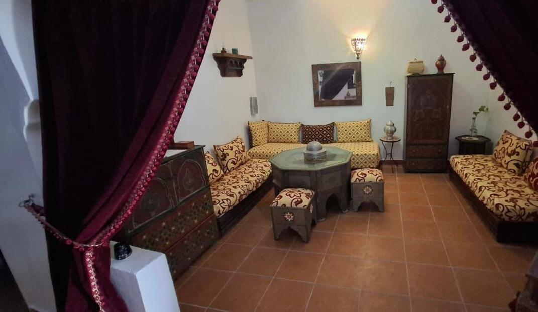 Hathor ,Casa Marroqui Con Dos Terrazas En La Medina Antigua , Ideal Parejas!! Wifi!! Asilah Buitenkant foto